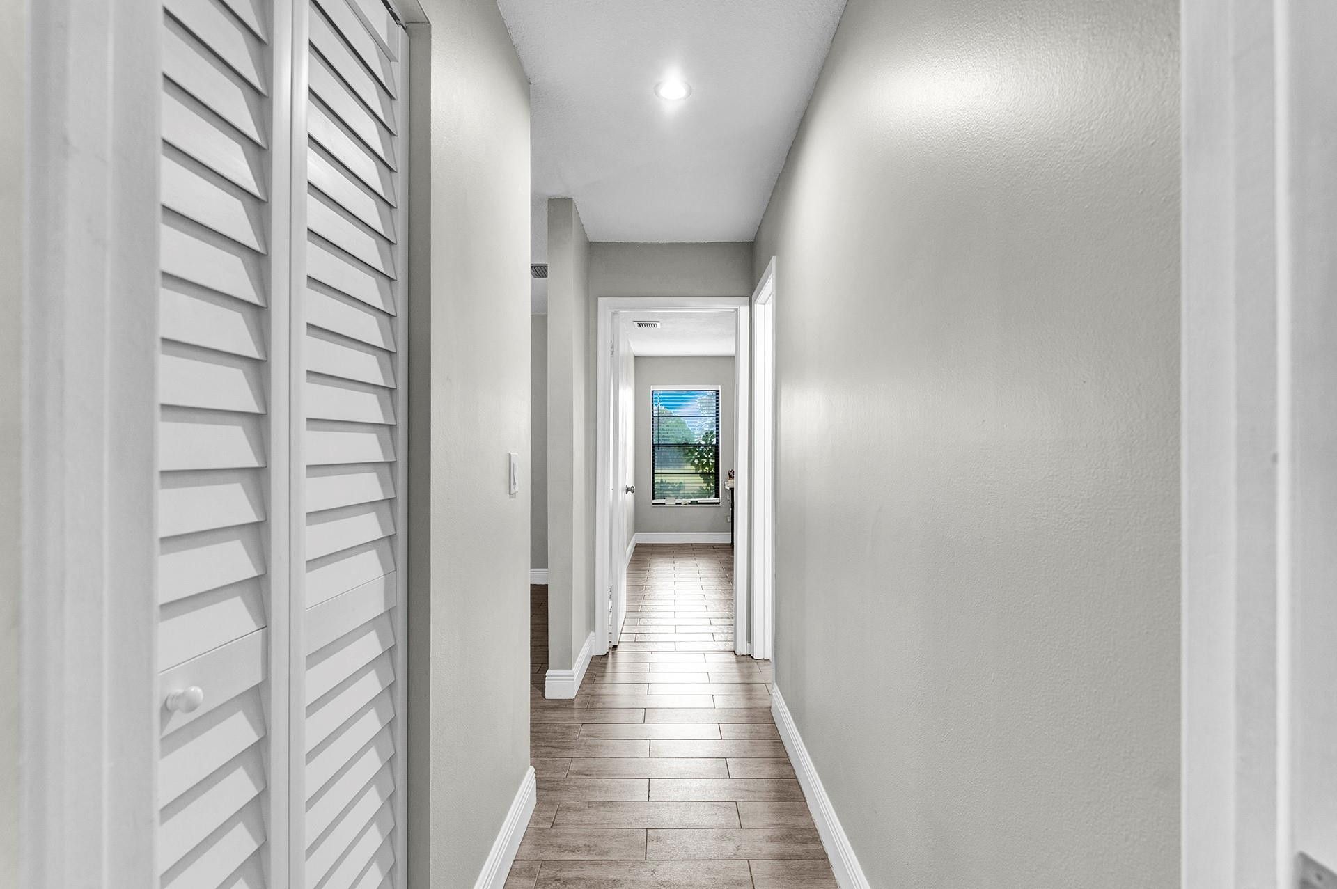 222 SE 1st Circle, Boynton Beach, FL 33435 Photo
