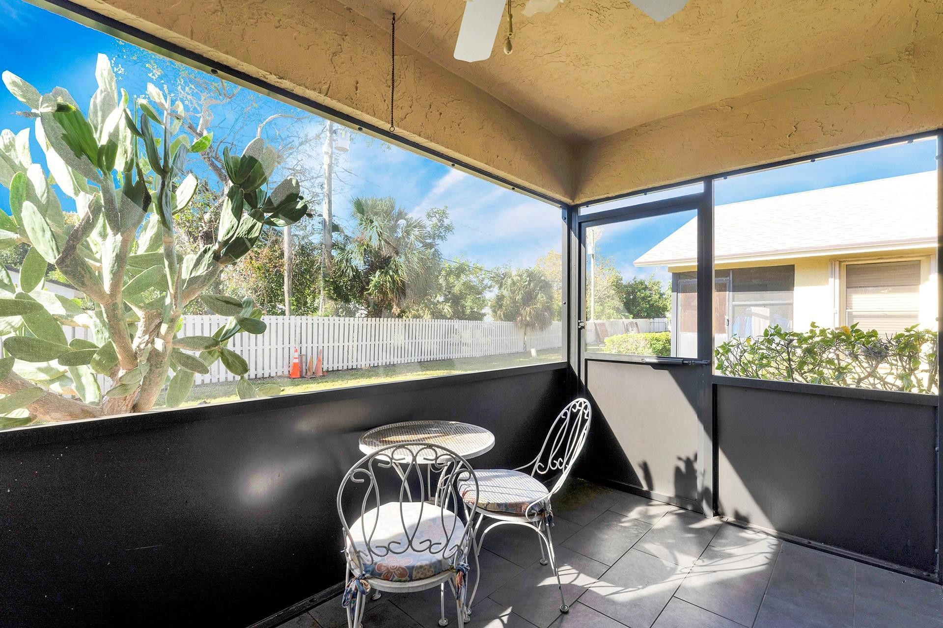 222 SE 1st Circle, Boynton Beach, FL 33435 Photo