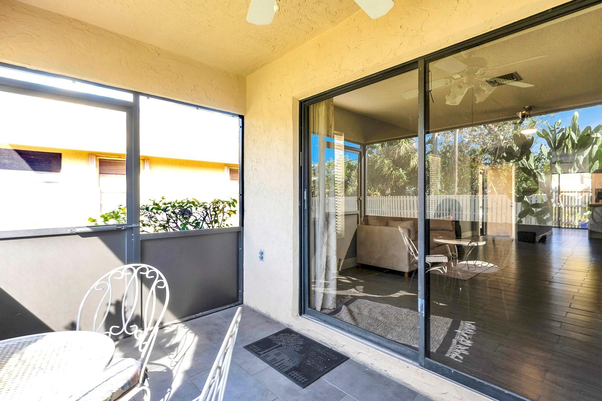 222 SE 1st Circle, Boynton Beach, FL 33435 Photo