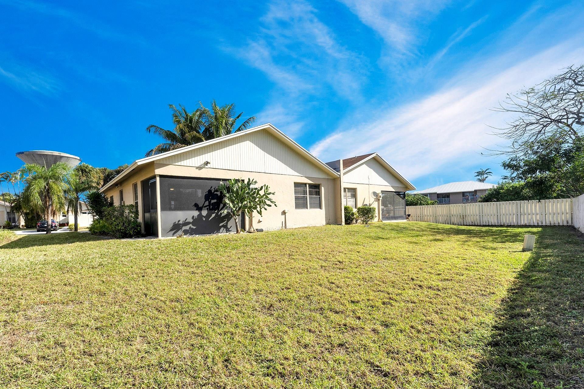 222 SE 1st Circle, Boynton Beach, FL 33435 Photo