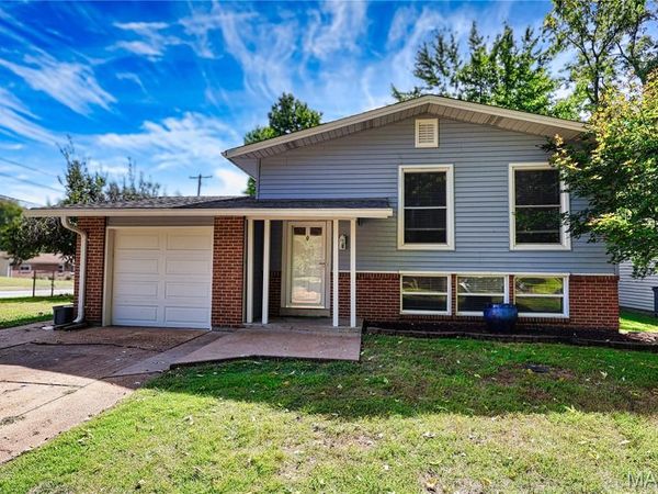 11808 Boward Court , Maryland Heights, MO 63043