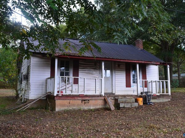 16036 W Main Street, Stevenson, AL 35772