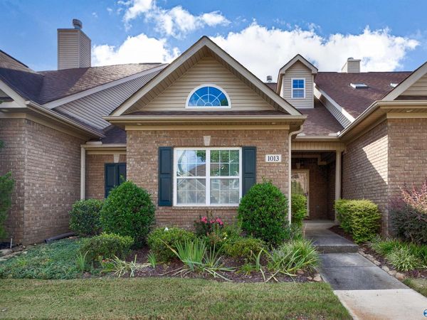 1013 Cresent Falls, Huntsville, AL 35806