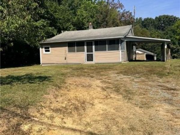 2243 Durham Street Extension, Burlington, NC 27217