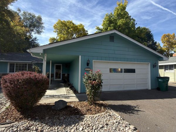 4832 Driftwood Drive, Klamath Falls, OR 97603