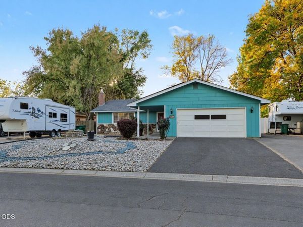 4832 Driftwood Drive, Klamath Falls, OR 97603