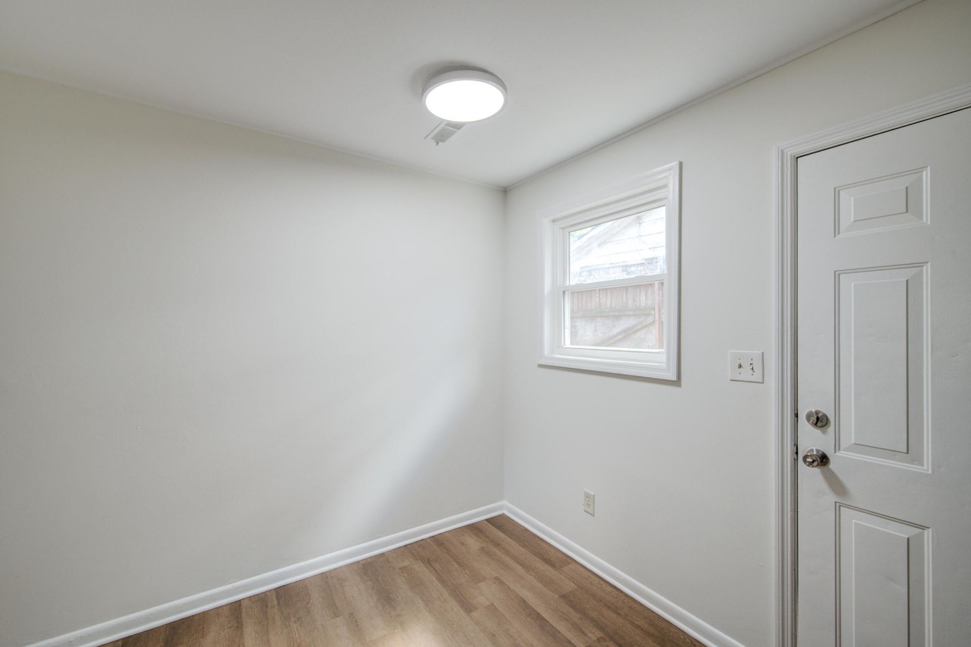 2706 Crestline Drive Photo 17