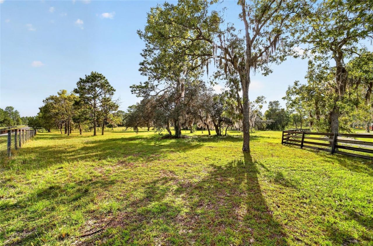5290 NE 103rd Terrace, Bronson, FL 32621 Photo