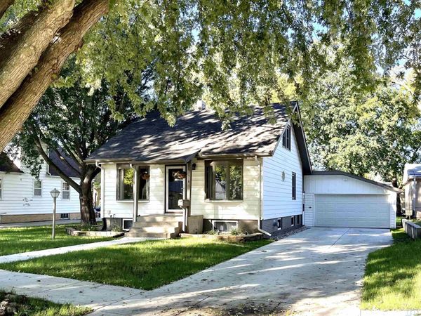 518 Barton Street, Storm Lake, IA 50588