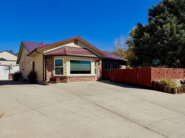 202 Summit Avenue, Winnemucca, NV 89445