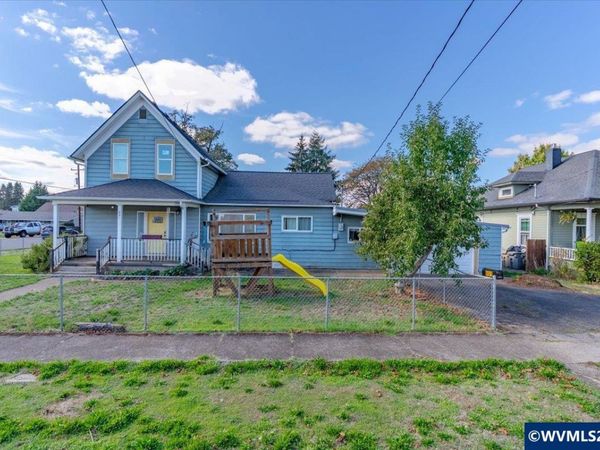 991 SE Lyle St, Dallas, OR 97338