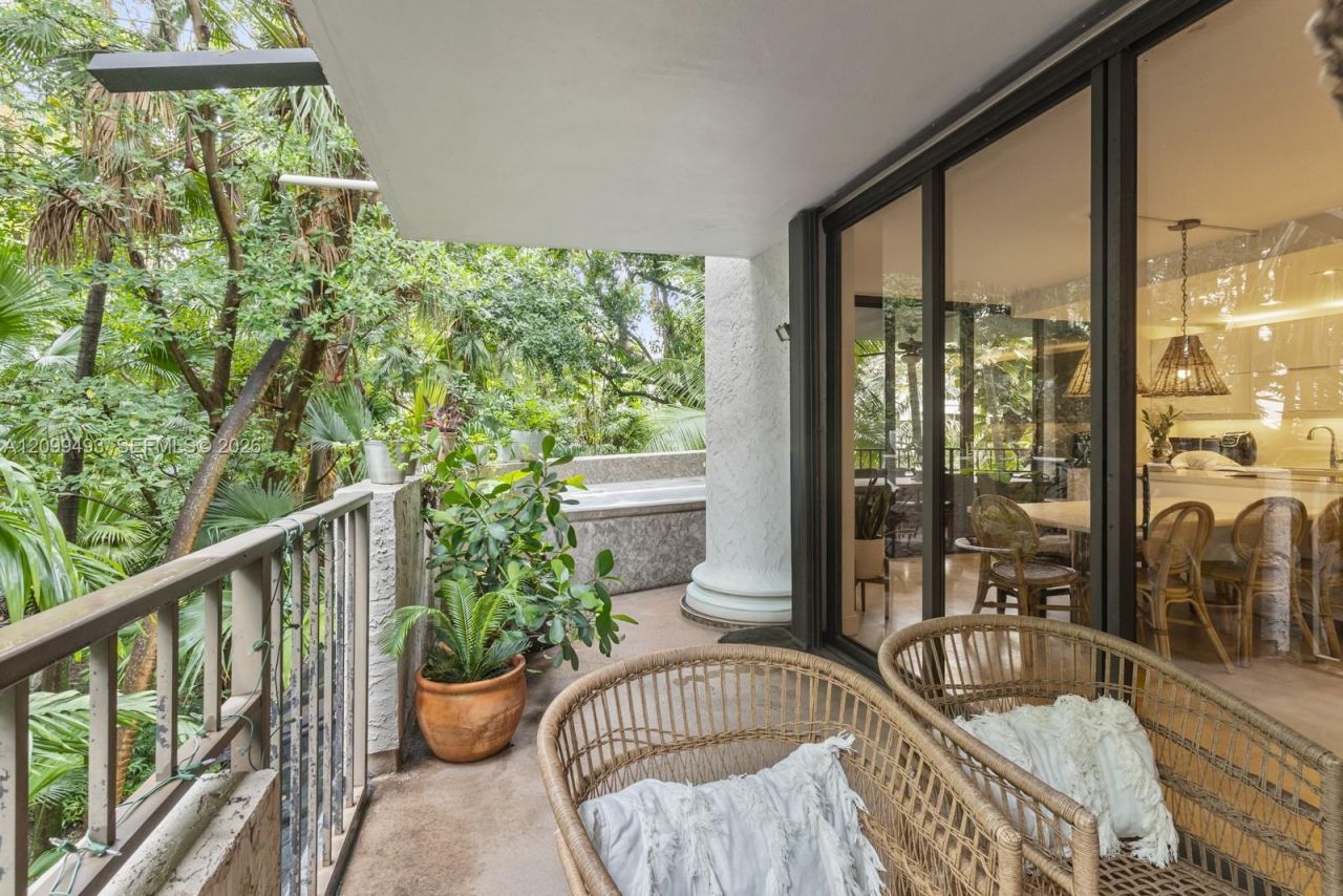 121 Crandon Blvd, Unit 259, Key Biscayne, FL 33149 Photo