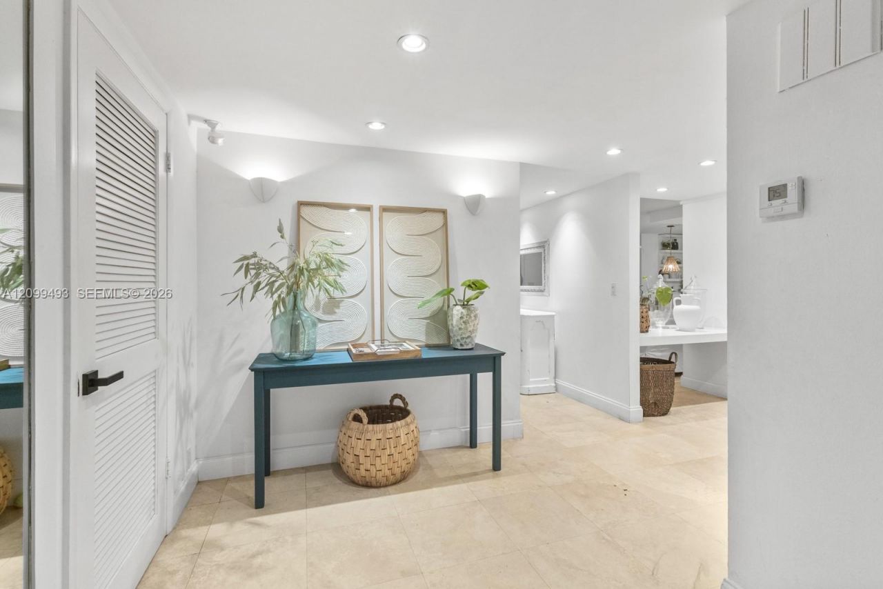 121 Crandon Blvd, Unit 259, Key Biscayne, FL 33149 Photo
