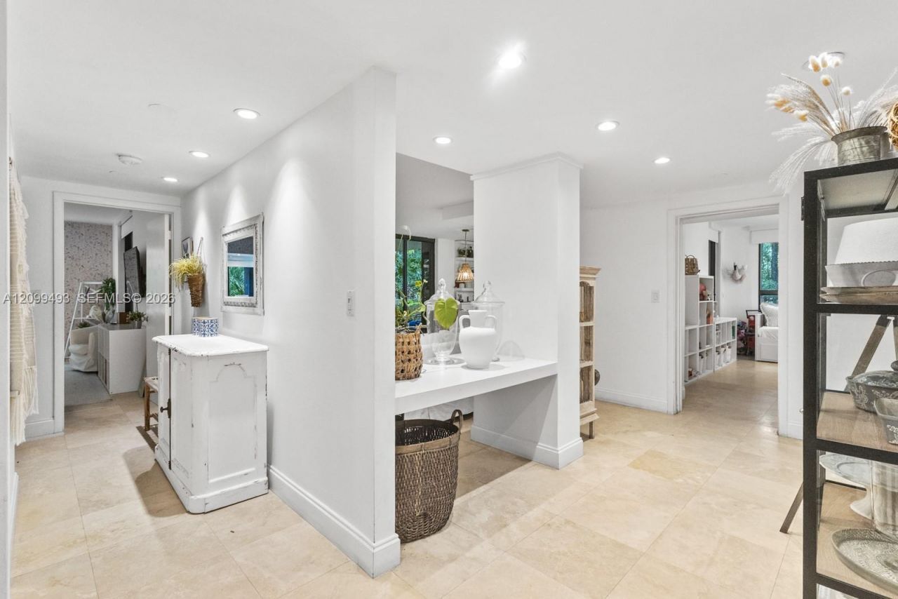 121 Crandon Blvd, Unit 259, Key Biscayne, FL 33149 Photo