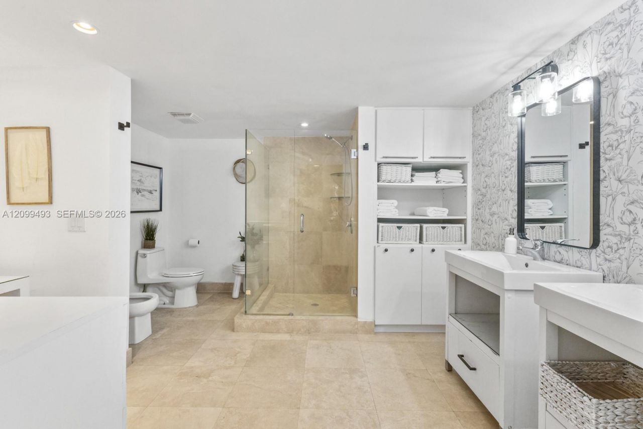 121 Crandon Blvd, Unit 259, Key Biscayne, FL 33149 Photo