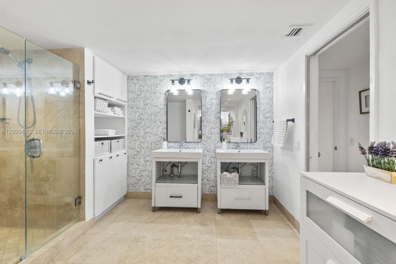 121 Crandon Blvd, Unit 259, Key Biscayne, FL 33149 Photo