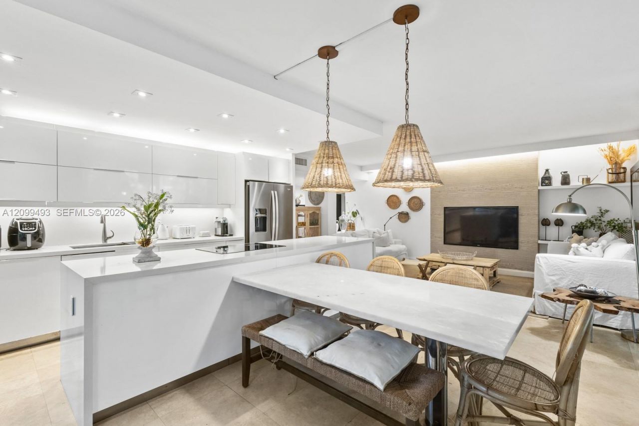 121 Crandon Blvd, Unit 259, Key Biscayne, FL 33149 Photo