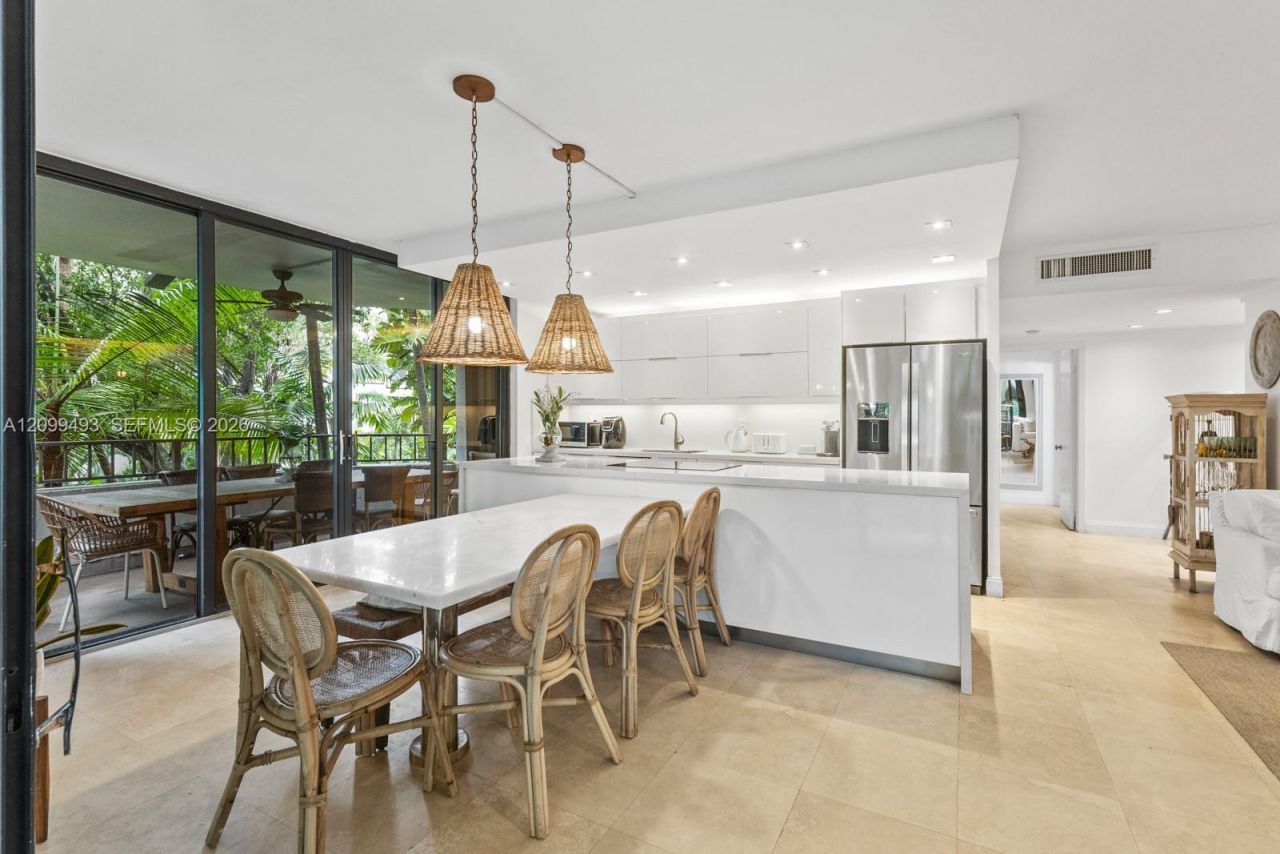 121 Crandon Blvd, Unit 259, Key Biscayne, FL 33149 Photo