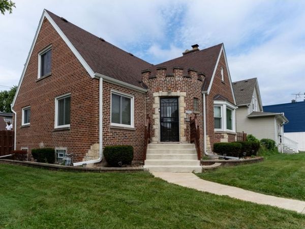 12424 MAPLE Avenue , Blue Island, IL 60406
