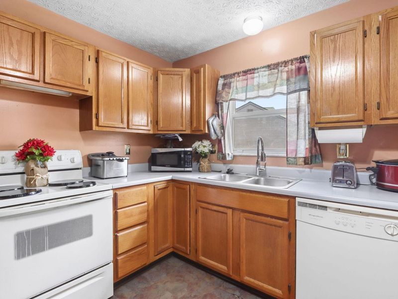 2175 Pelham Place, Obetz, OH 43207 Photo 15