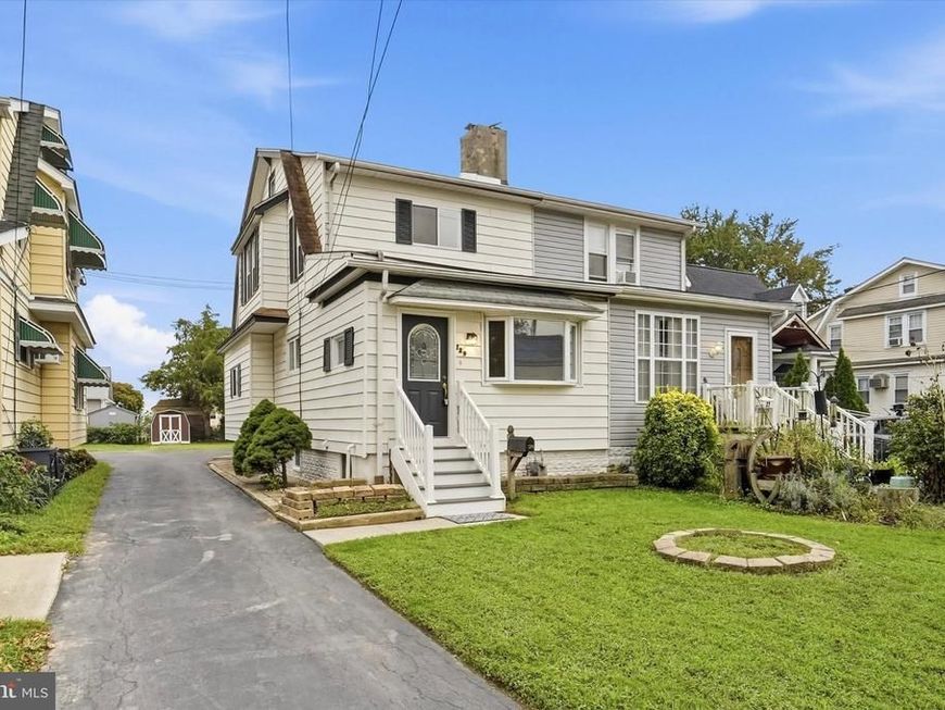 129 N Llanwellyn Avenue, Glenolden, PA 19036 Main Photo