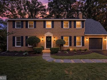 4018 ROBERTSON BOULEVARD, ALEXANDRIA, VA 22309