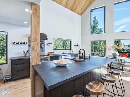 949 Dana Court, Unit 21, Incline Village, NV 89451 Photo