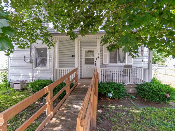 624 W Washington Street, Shelbyville, IN 46176