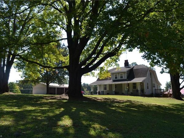134 Settlement Loop , Stoneville, NC 27048