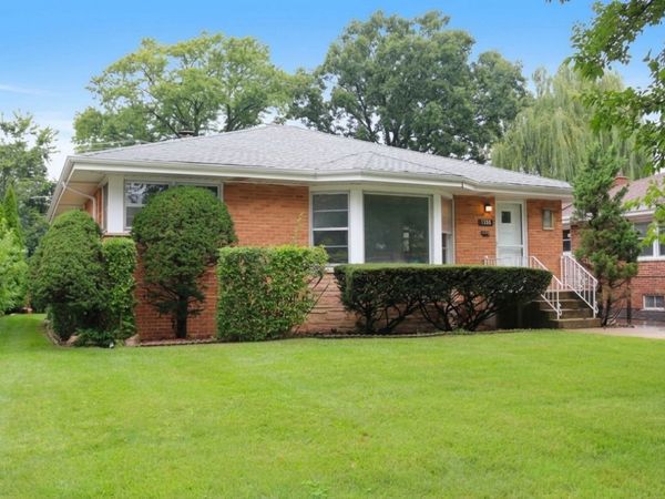 1306 S Cumberland Avenue , Park Ridge, IL 60068