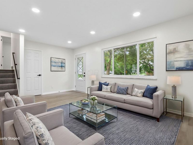 6446 Ambleside Drive, Columbus, OH 43229 Photo 5