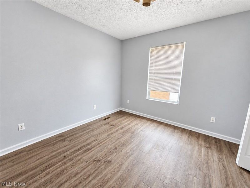 642 E Buchtel Avenue, Akron, OH 44304 Photo 13