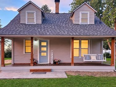 303 CEDAR Street, MONDAMIN, IA 51557