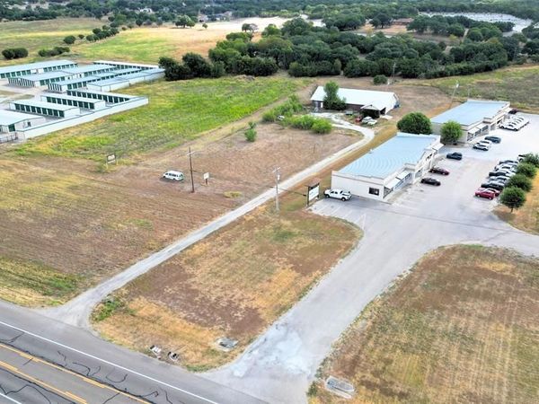 411 Highway 36 ByPass N, Gatesville, TX 76528