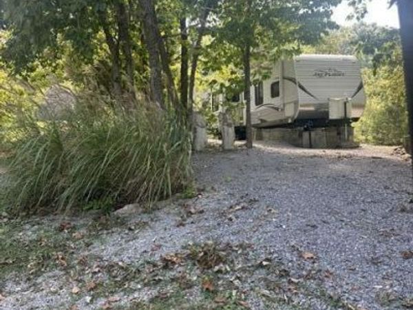 2045 Holiness Hollow Rd, Ewing, VA 24248