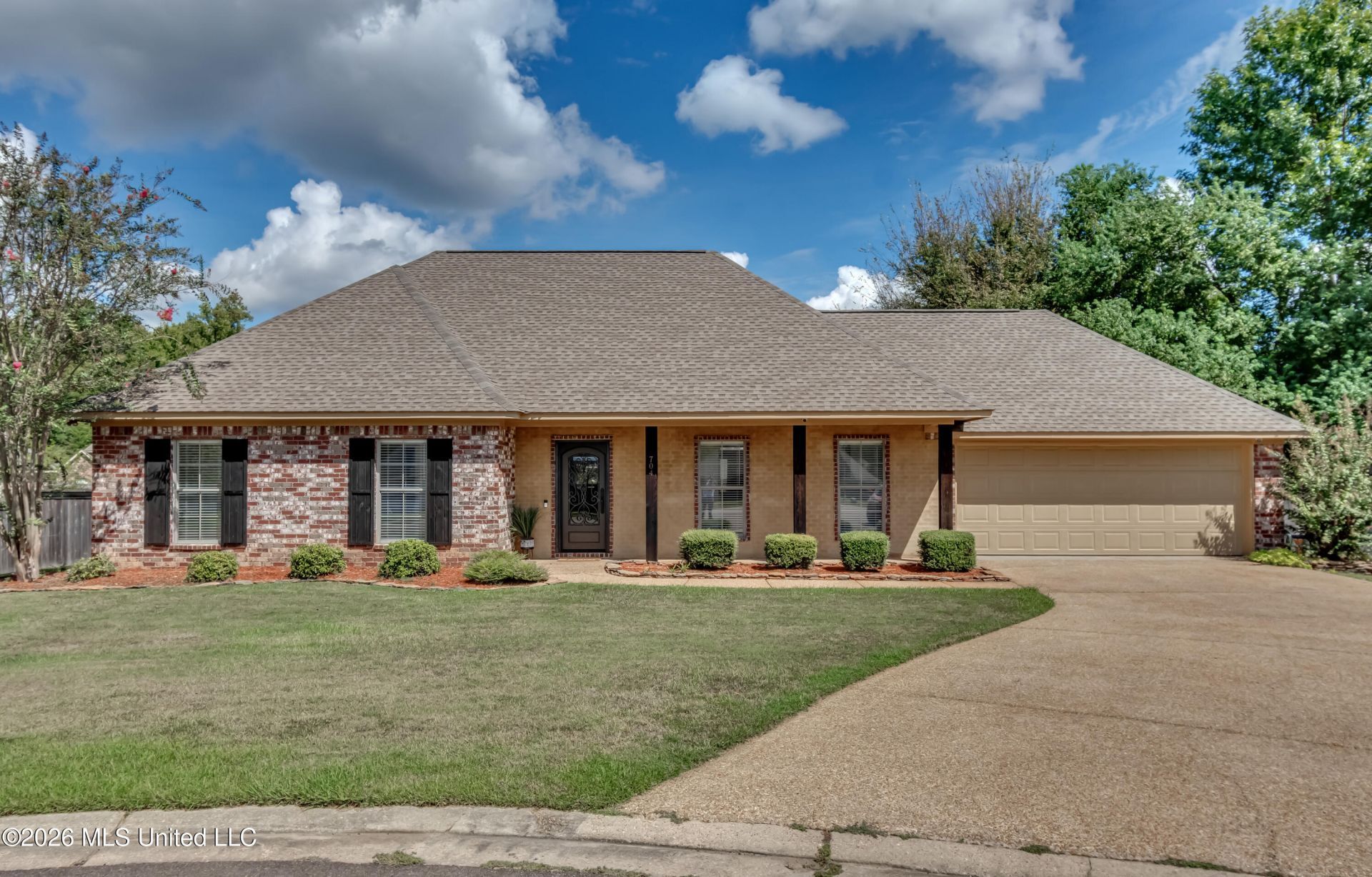 704 Pecan Court, Brandon, MS 39042 Main Photo