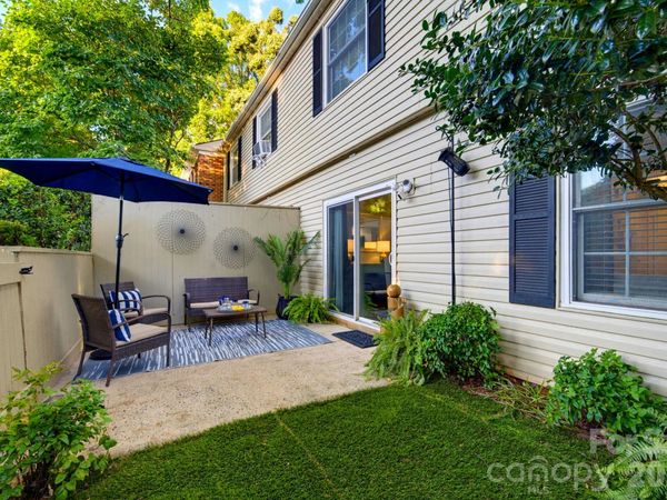 5901 Quail Hollow Road, Unit F, Charlotte, NC 28210