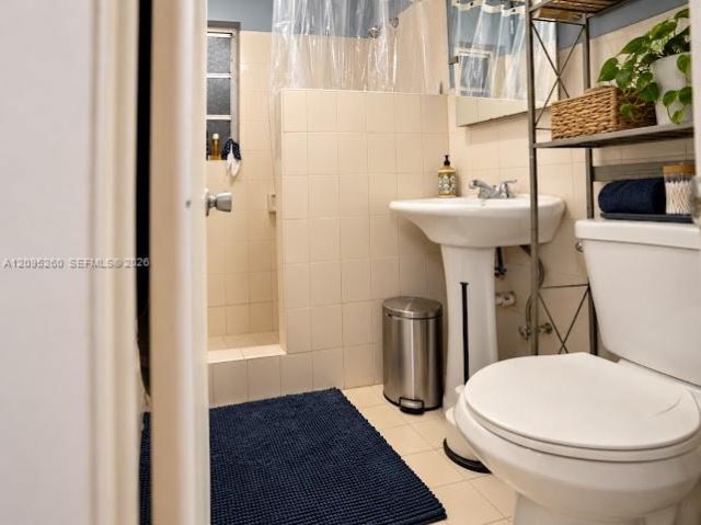 7550 SW 35th St, Miami, FL 33155 Photo