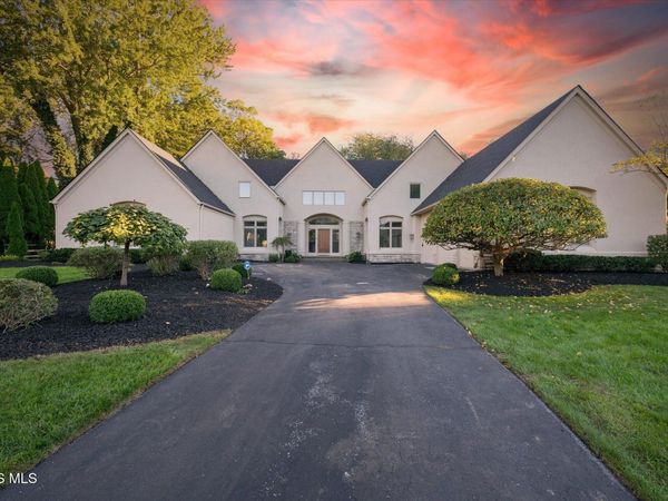 7303 Copperwood Lane, Sylvania, OH 43560