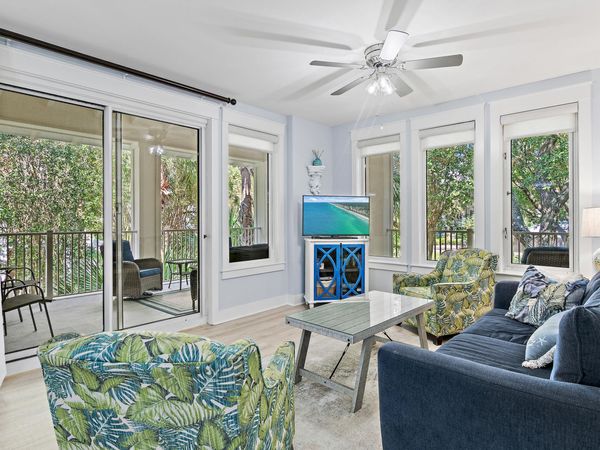9100 Baytowne Wharf Boulevard, Unit 451, Miramar Beach, FL 32550