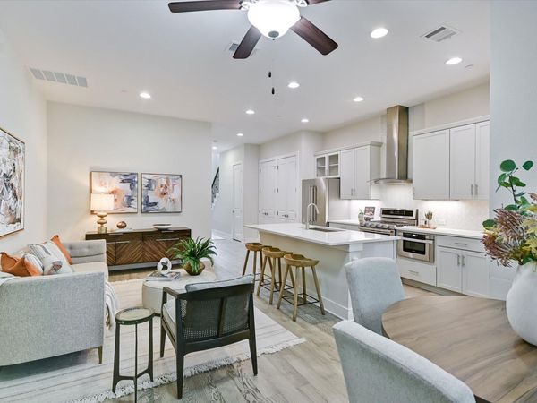 4323 Spicewood Springs RD, Unit 10, Austin, TX 78759