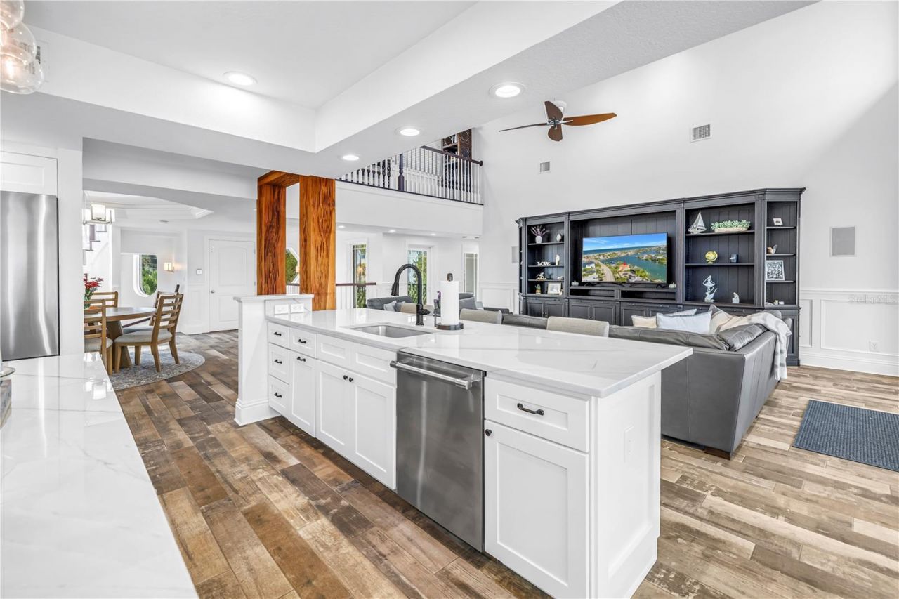 199 21st Avenue, Saint Pete Beach, FL 33706 Photo