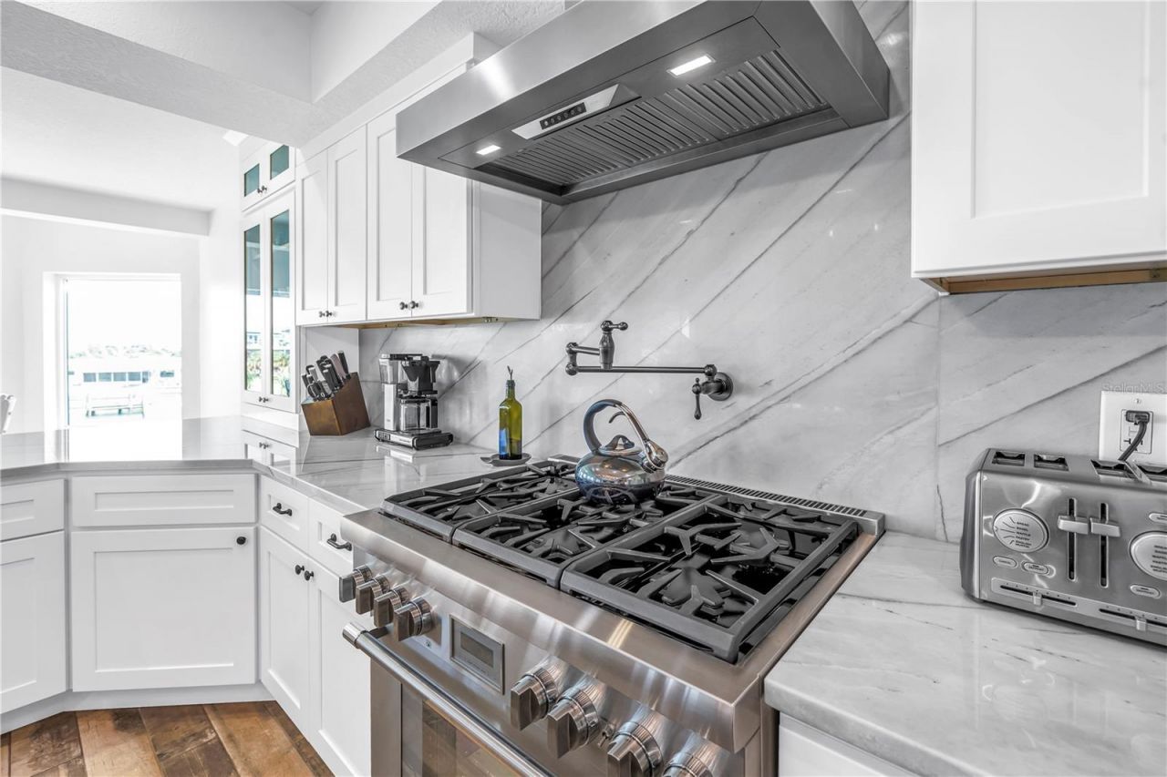 199 21st Avenue, Saint Pete Beach, FL 33706 Photo