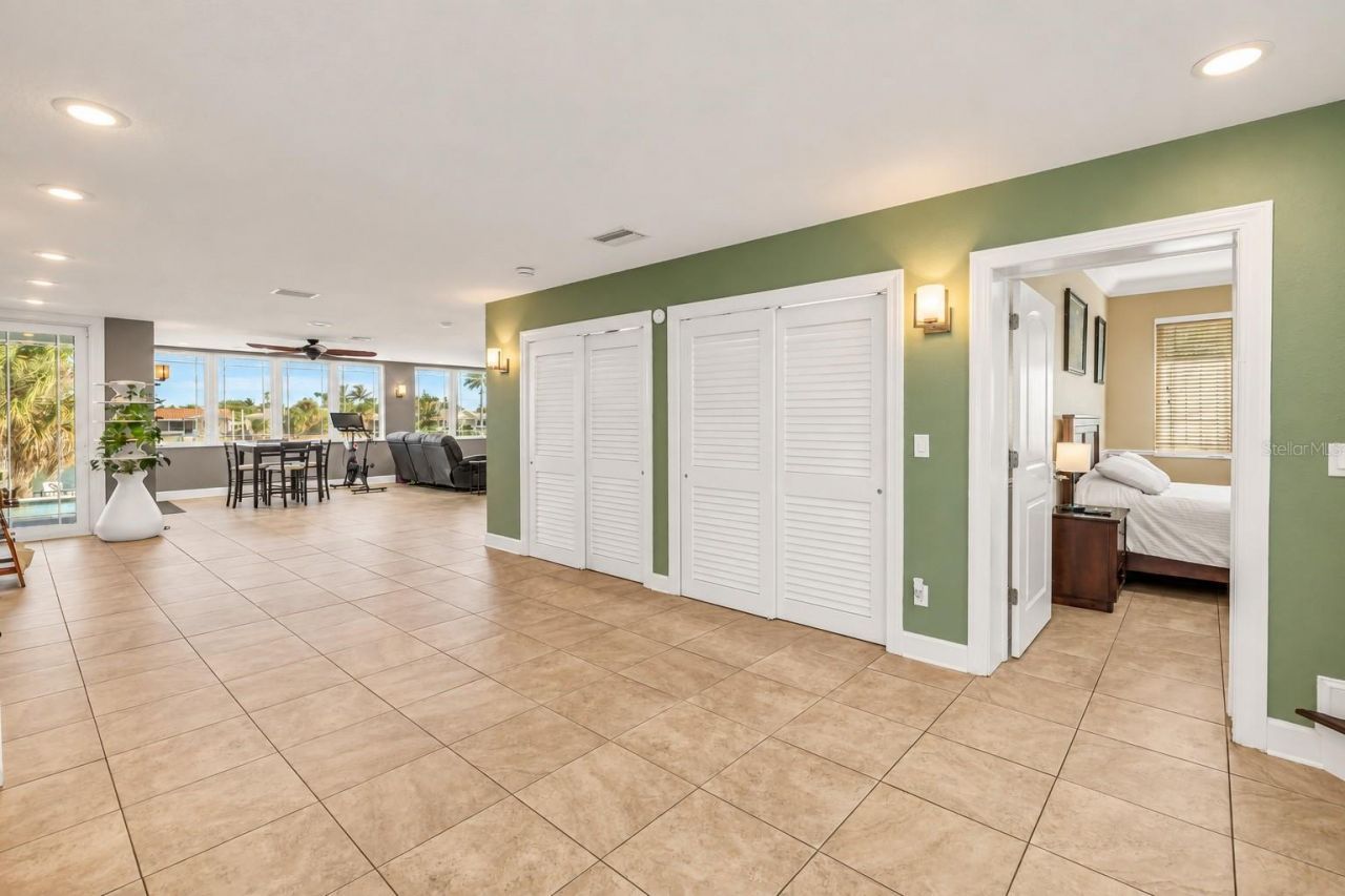 199 21st Avenue, Saint Pete Beach, FL 33706 Photo