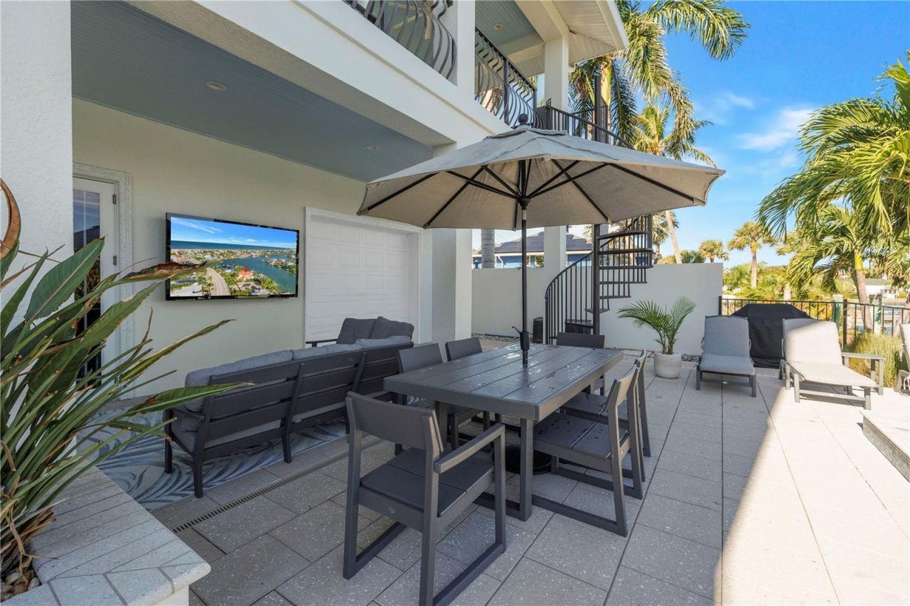199 21st Avenue, Saint Pete Beach, FL 33706 Photo