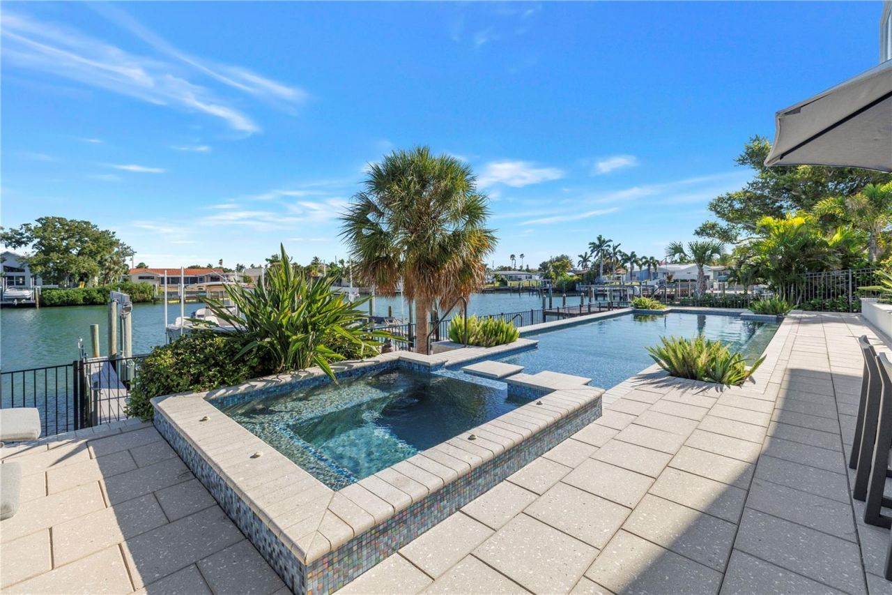 199 21st Avenue, Saint Pete Beach, FL 33706 Photo