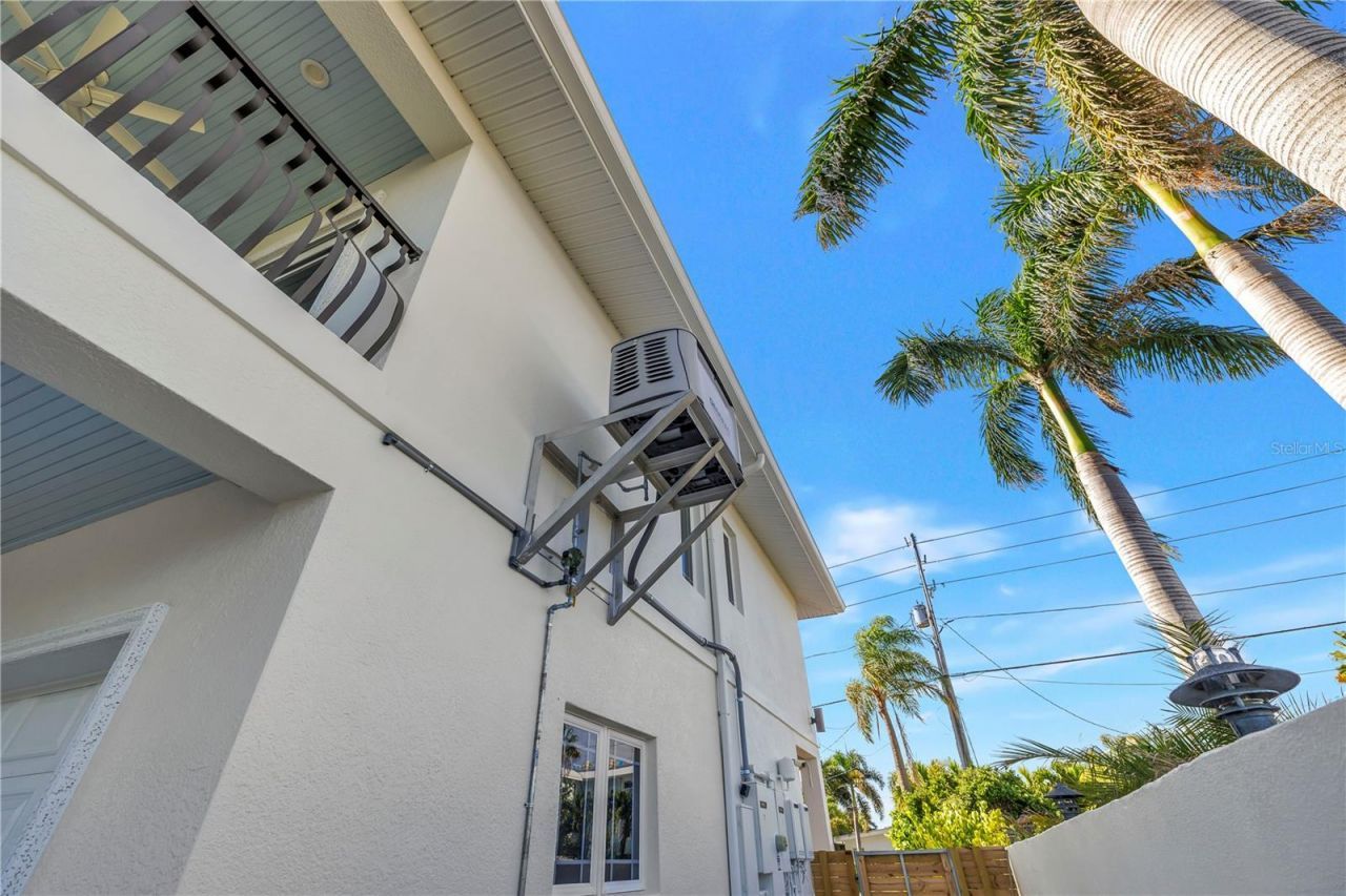 199 21st Avenue, Saint Pete Beach, FL 33706 Photo