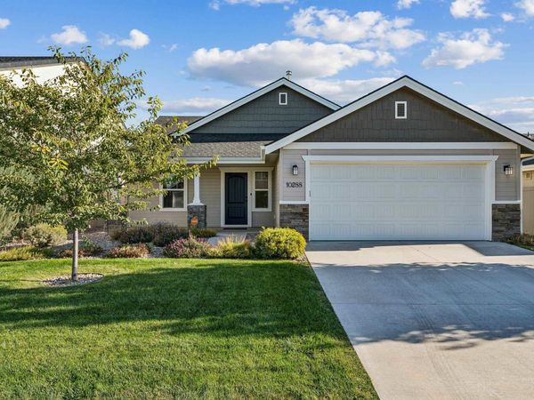 10288 Longtail Dr., Nampa, ID 83687