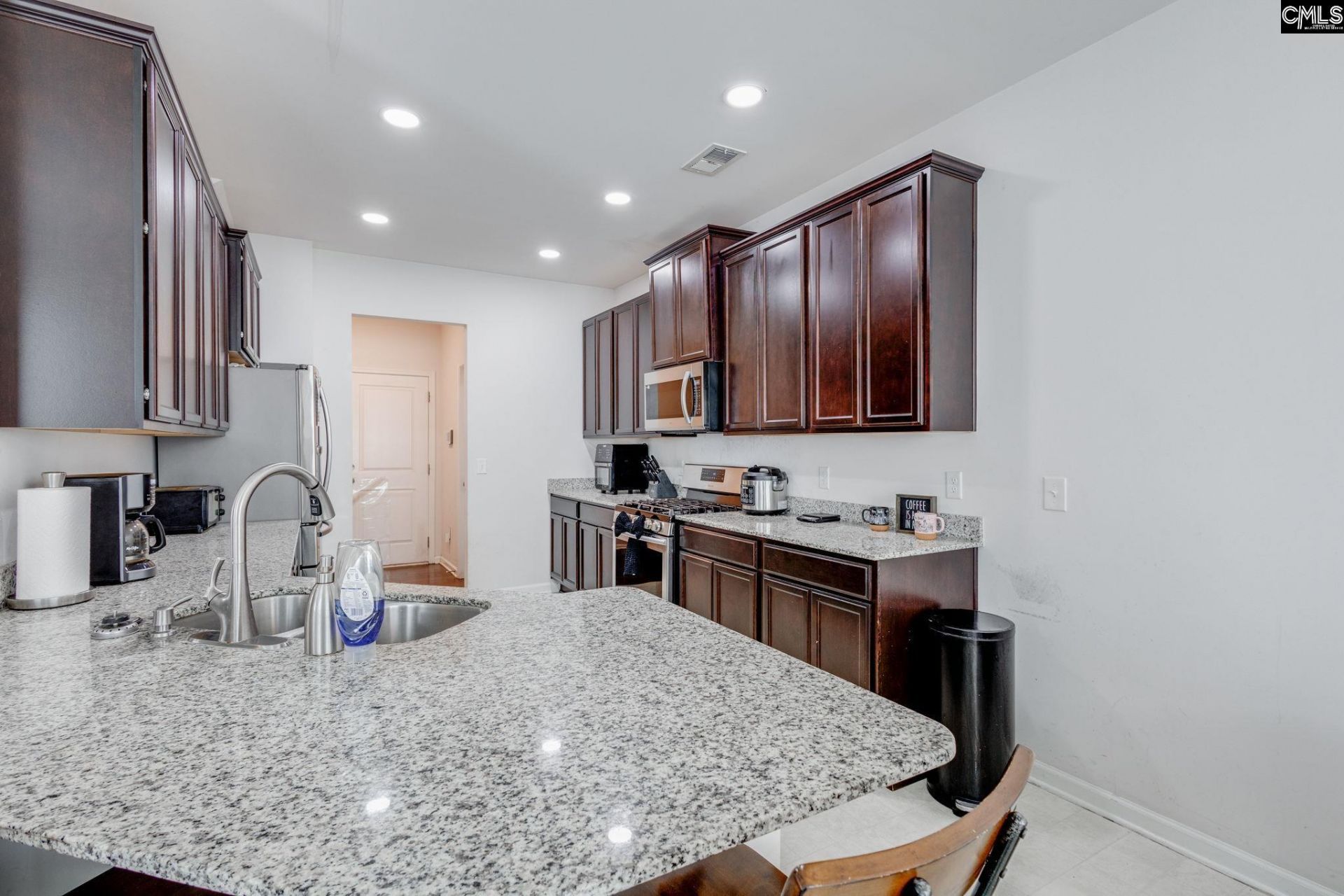 232 Ashewicke Drive  Photo 9
