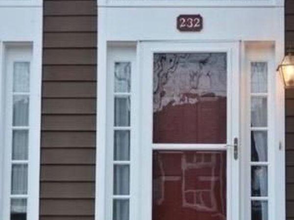 232 FOX RUN, EXTON, PA 19341